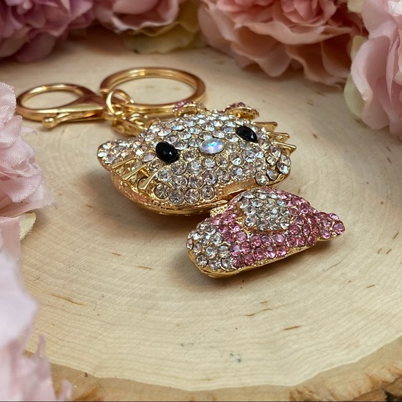 Hello Kitty with Pale Pink Crystal Dress & Bow Keychain Charm - Picture 8 of 12
